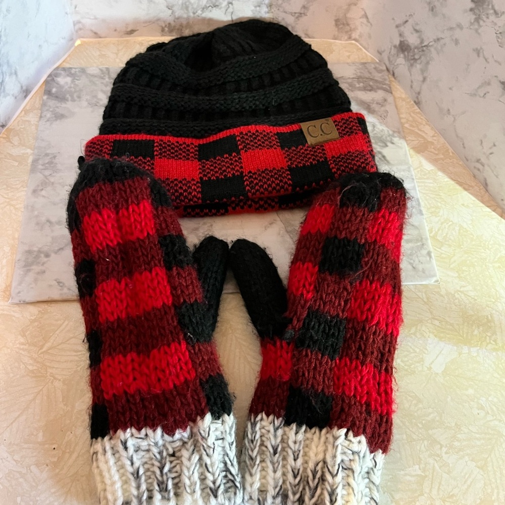 CC Red and Black Plaid Beanie Hat and Mittens Set - Winter Outdoors